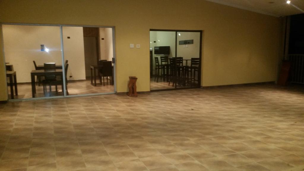 African Phoenix Guest Lodge Johannesburg Exteriör bild