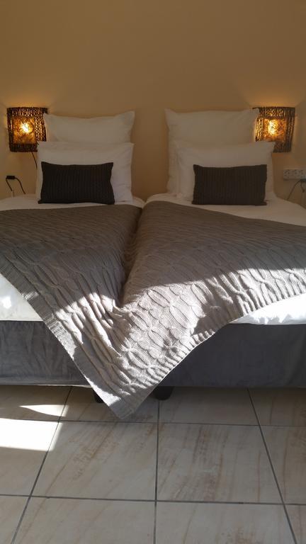 African Phoenix Guest Lodge Johannesburg Exteriör bild